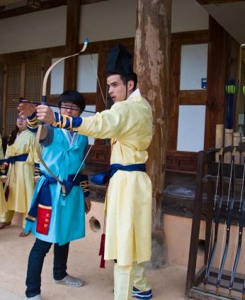 광주서석초등학교 교사
