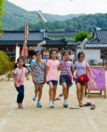 전통놀이 상설마당