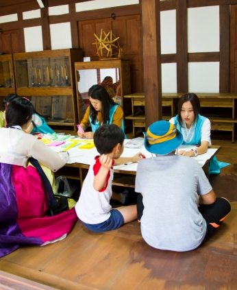 전통놀이 상설마당