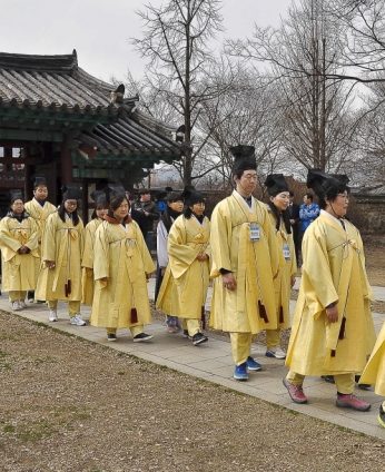 선비의예를갖추다