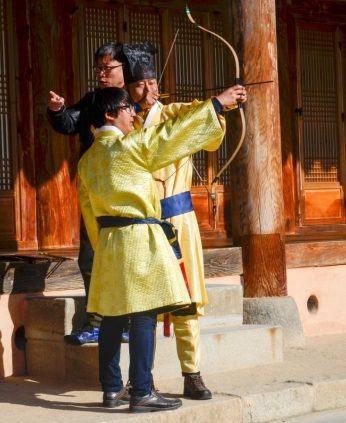 풍류누리,동헌에서 선비와 노닐자