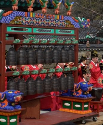 선비의 예를 갖추다