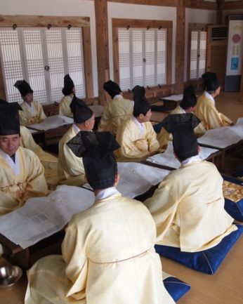 강암연묵회 백납병 기증 행사